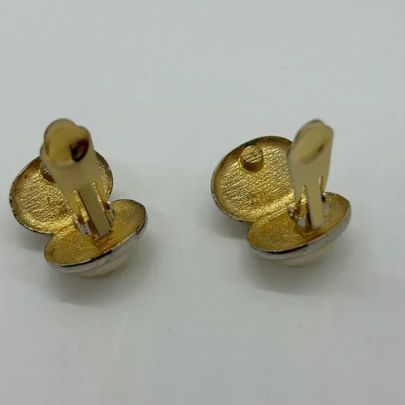 Vintage Gold Tone Double Faux Pearl Clip-On Earrings Retro 80s Statement Cabocho - Picture 7 of 13
